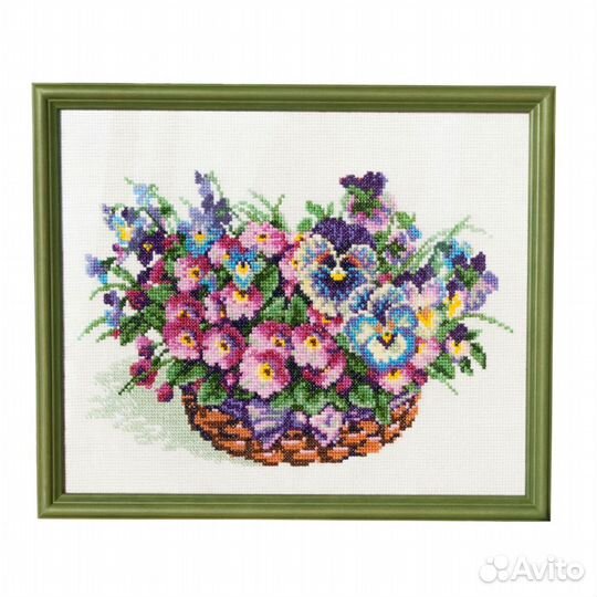 Вышитая картина «Цветы»
