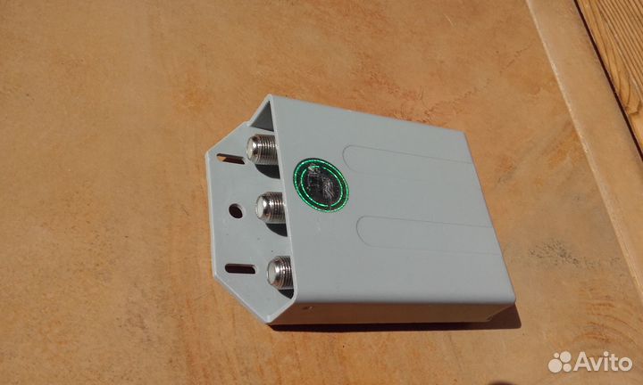 Спутниковый DiSeqC коммутатор eurostar