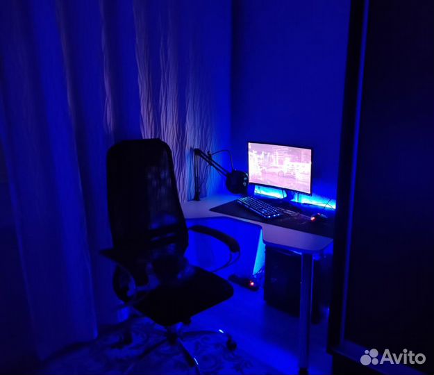 Компьютерный игровой стол