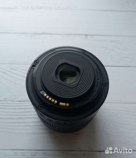 Объектив Canon EF-S 18-55mm f/4-5.6 IS STM