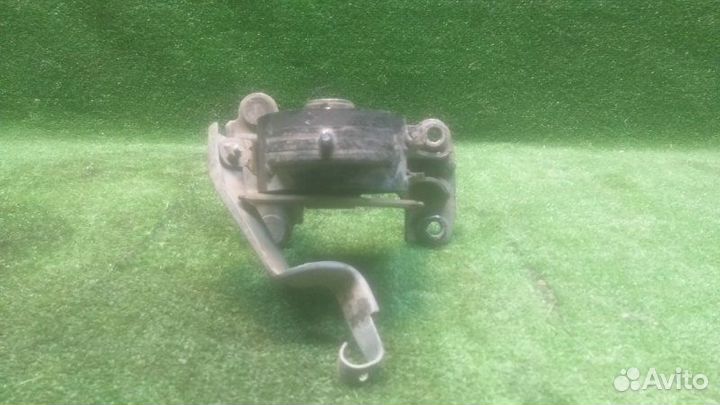 Подушка двигателя передняя Kia Rio 3 QB 1.6 G4FC