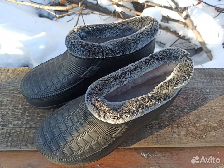 Варежки зимние новые, галоши зимние