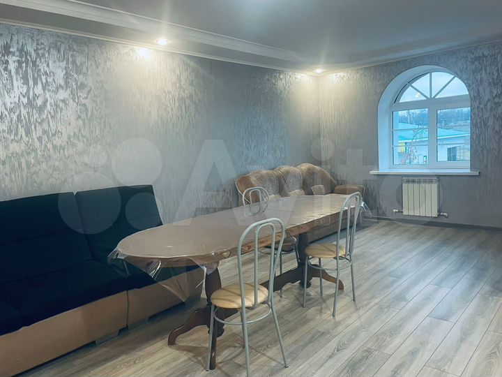 Коттедж 140 м² на участке 5 сот.