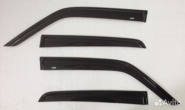 Дефлектор двери Nissan Juke с 2010