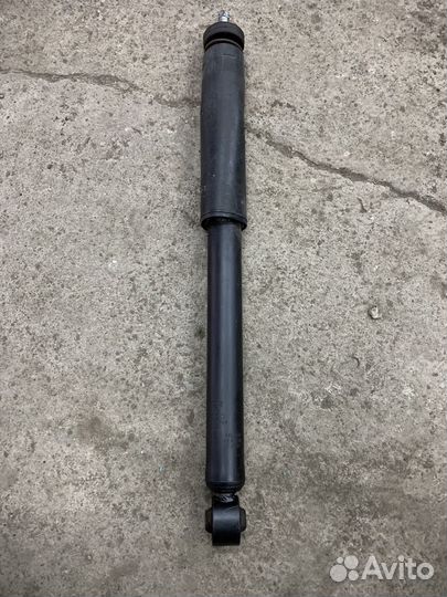 Задние амортизаторы на Honda Fit