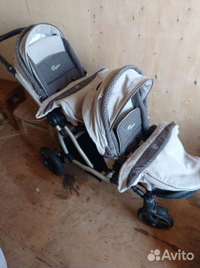 Коляска для двойни