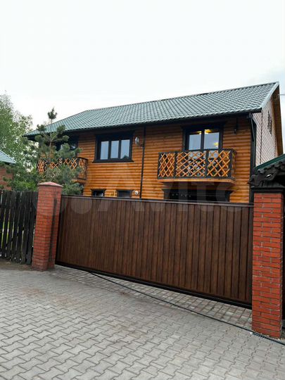 Дом 190 м² на участке 10 сот.