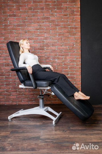 Косметологическое кресло на гидравлике 