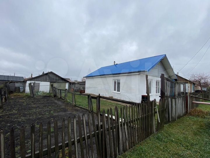 Дом 52,7 м² на участке 10 сот.