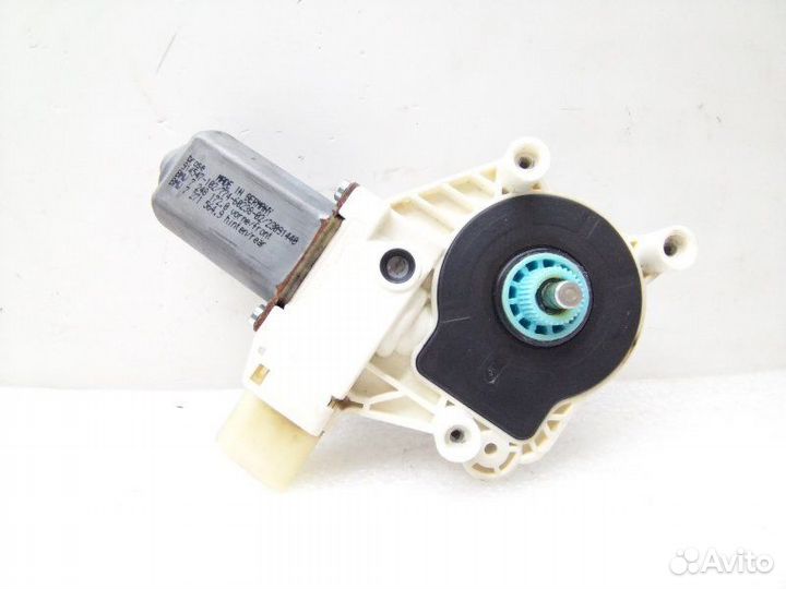 Моторчик стеклоподъемника передний правый Bmw