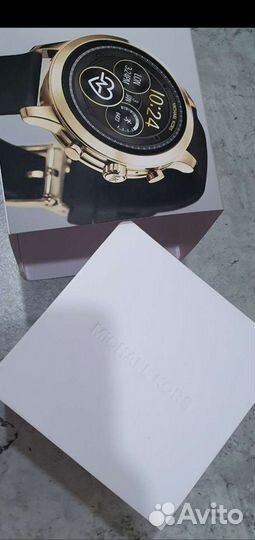 Смарт часы michael kors