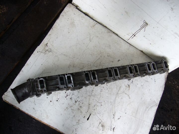 Коллектор впускной Scania 4