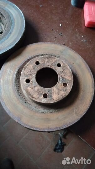 Диск тормозной передний вентилируемый Nissan X-Tra