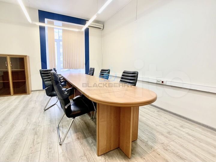 Здание 3471 m2 Собств