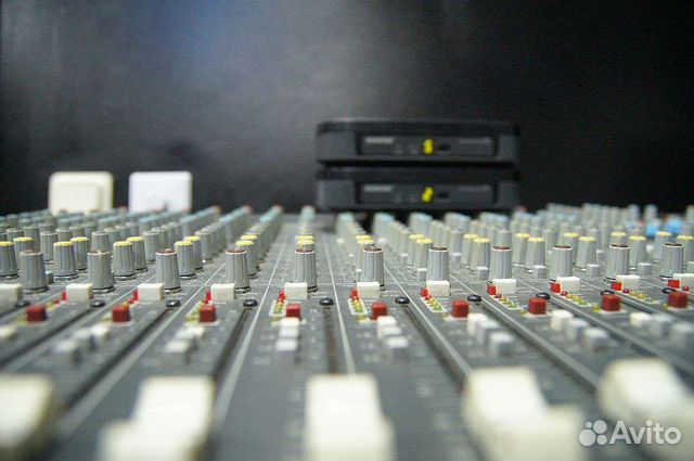 Микшерный пульт Allen heath gl 2200