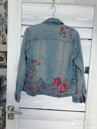 Джинсовая куртка 44 46 женская