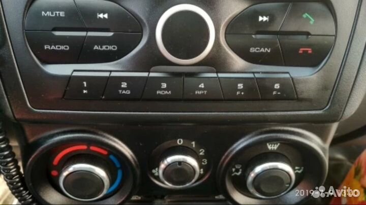 Крутилки печки и накладки на педали Polo,Rio,Solar