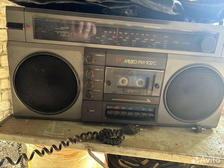 Кассетный магнитофон