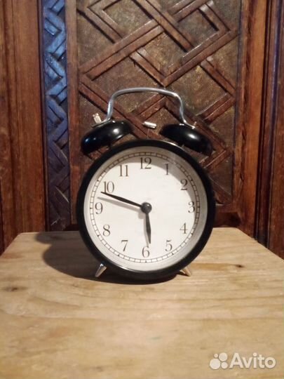Часы будильник IKEA