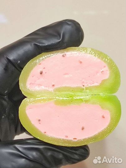 Моти в подарок