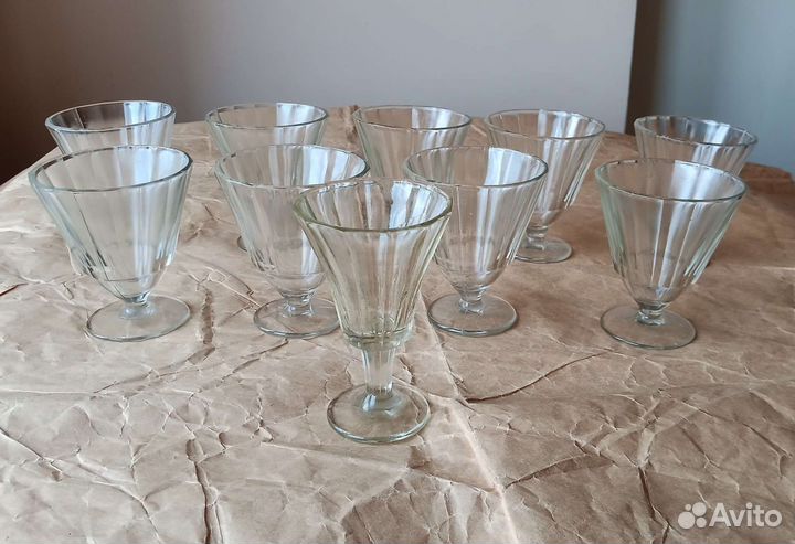 Старинный лафитник, гранная рюмка, стопка, стакан