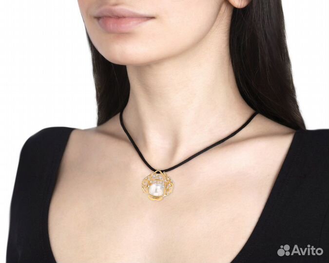 Золотой кулон Mikimoto World of Creativity