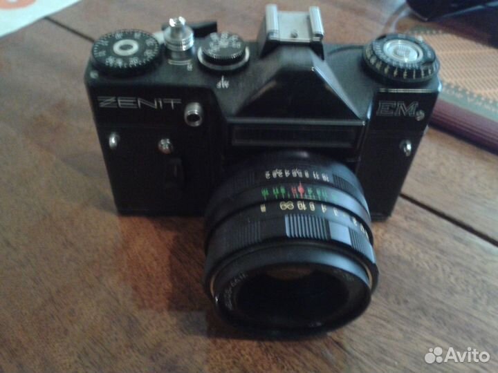 Фотоаппарат Зенит ем + Гелиос-44М