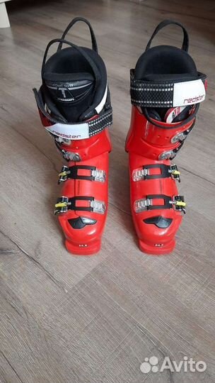 Горнолыжные ботинки atomic redster