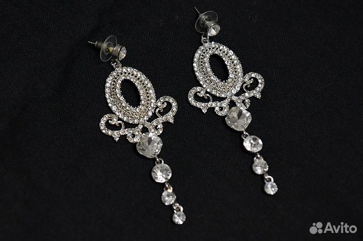 Серьги длинные вечерние бижутерия