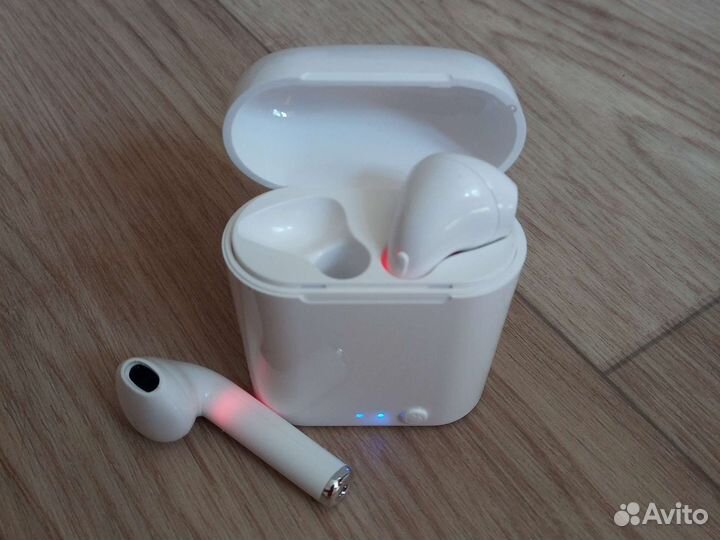 Беспроводные наушники