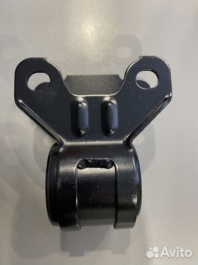 Сайлентблок нижнего рычага задний левый Ford Focus