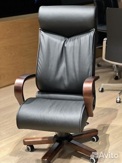 Кресло руководителя кожа