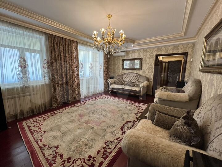 3-к. квартира, 120 м², 10/11 эт.