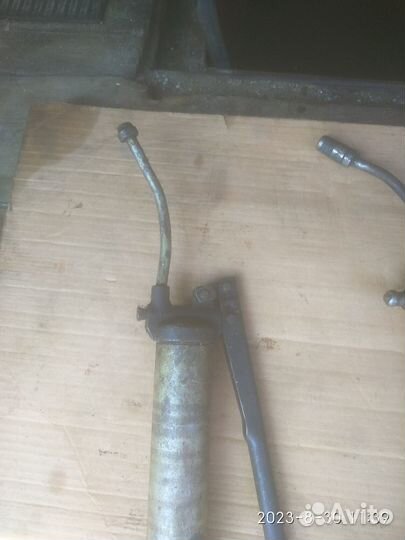 Шприц, пистолет для смазки