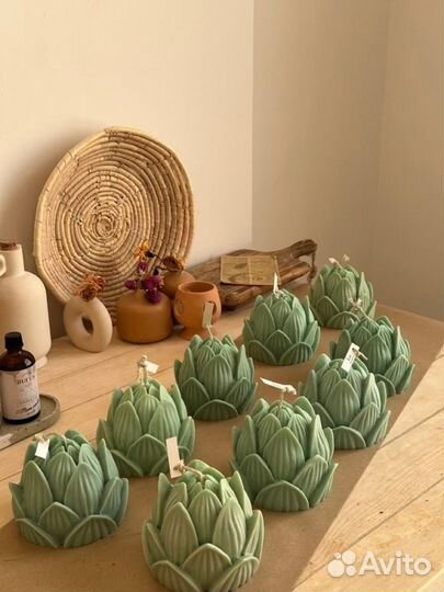 Свеча Лотос