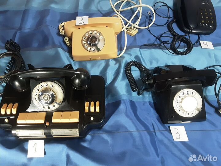 Старый телефон СССР