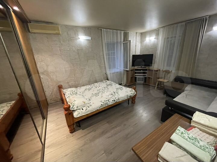 2-к. квартира, 57,3 м², 1/3 эт.