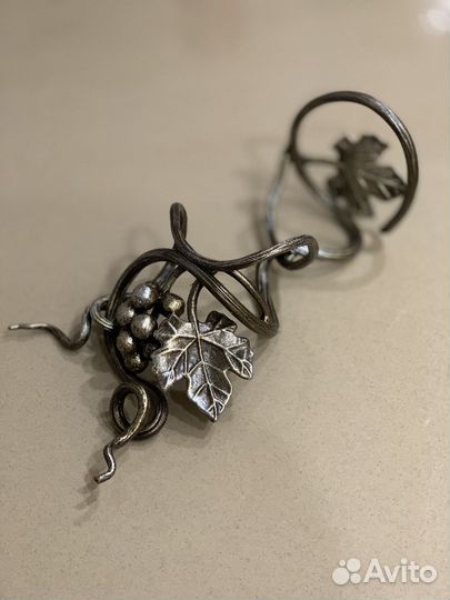 Бутылочница кованая