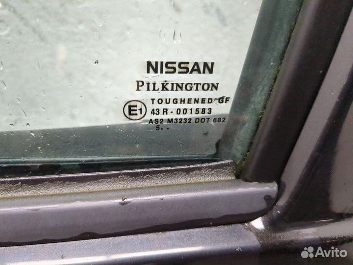Дверь левая передняя Nissan Micra K12E