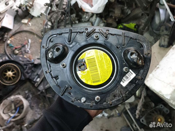 Подушка водителя Airbag на Opel Corsa C