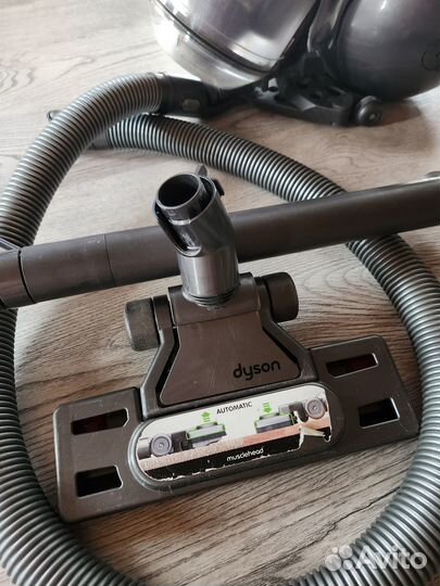 Пылесос dyson