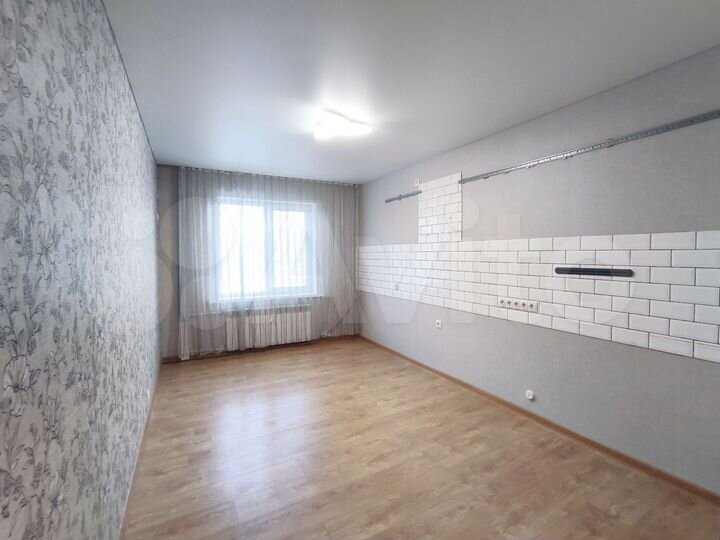 3-к. квартира, 78,5 м², 1/10 эт.