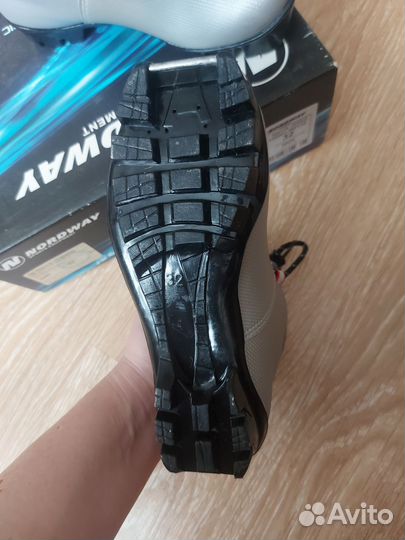 Лыжные ботинки 32 р