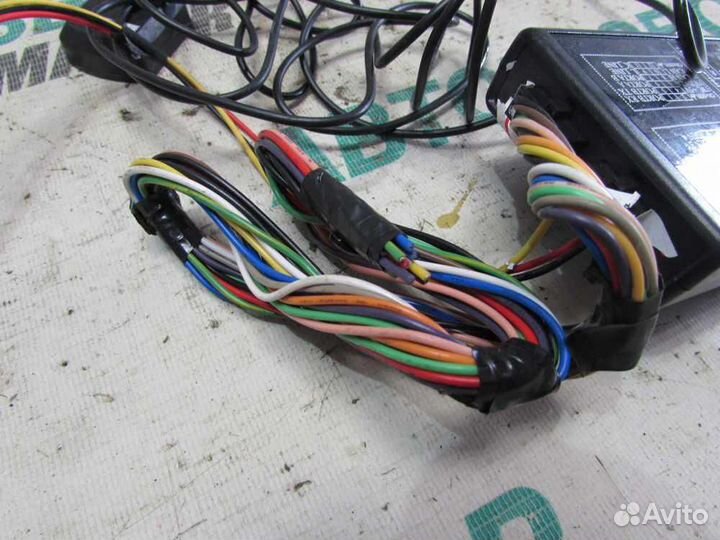 Блок электронный для Toyota Land Cruiser 2007