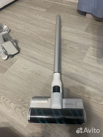 Пылесос Samsung Jet 70 turbo