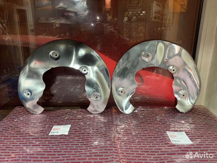 Кожух тормозного диска audi новый/Премиум