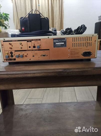 Продаю sony DVP -S 9000 ES CD DVD проигрыватель