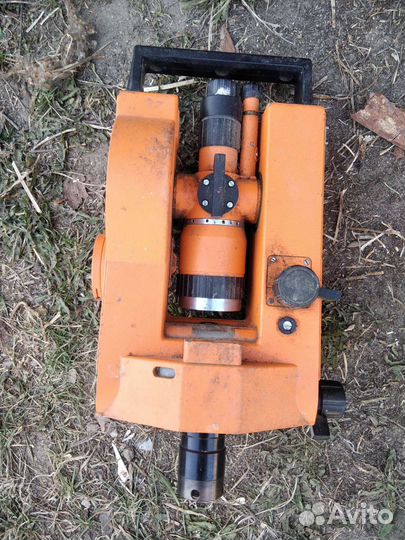 Теодолит оптический