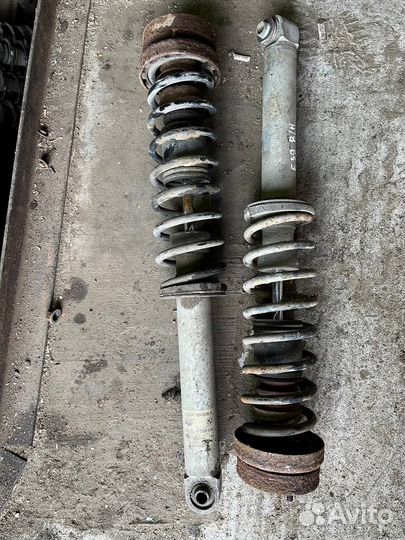 Задняя стойка амортизатор BMW E39 5