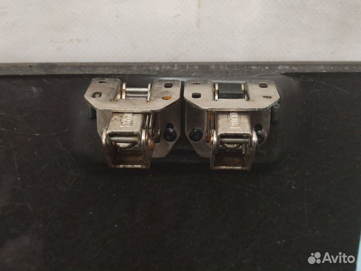 0008401425 Крышка бардачка верхней консоли